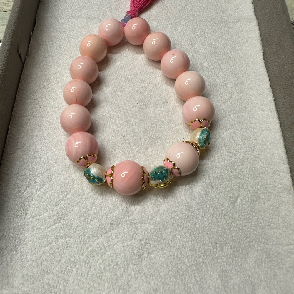 Pink Queen Conch Shell 14mmBeads Bracelet with super cute charms and tassel